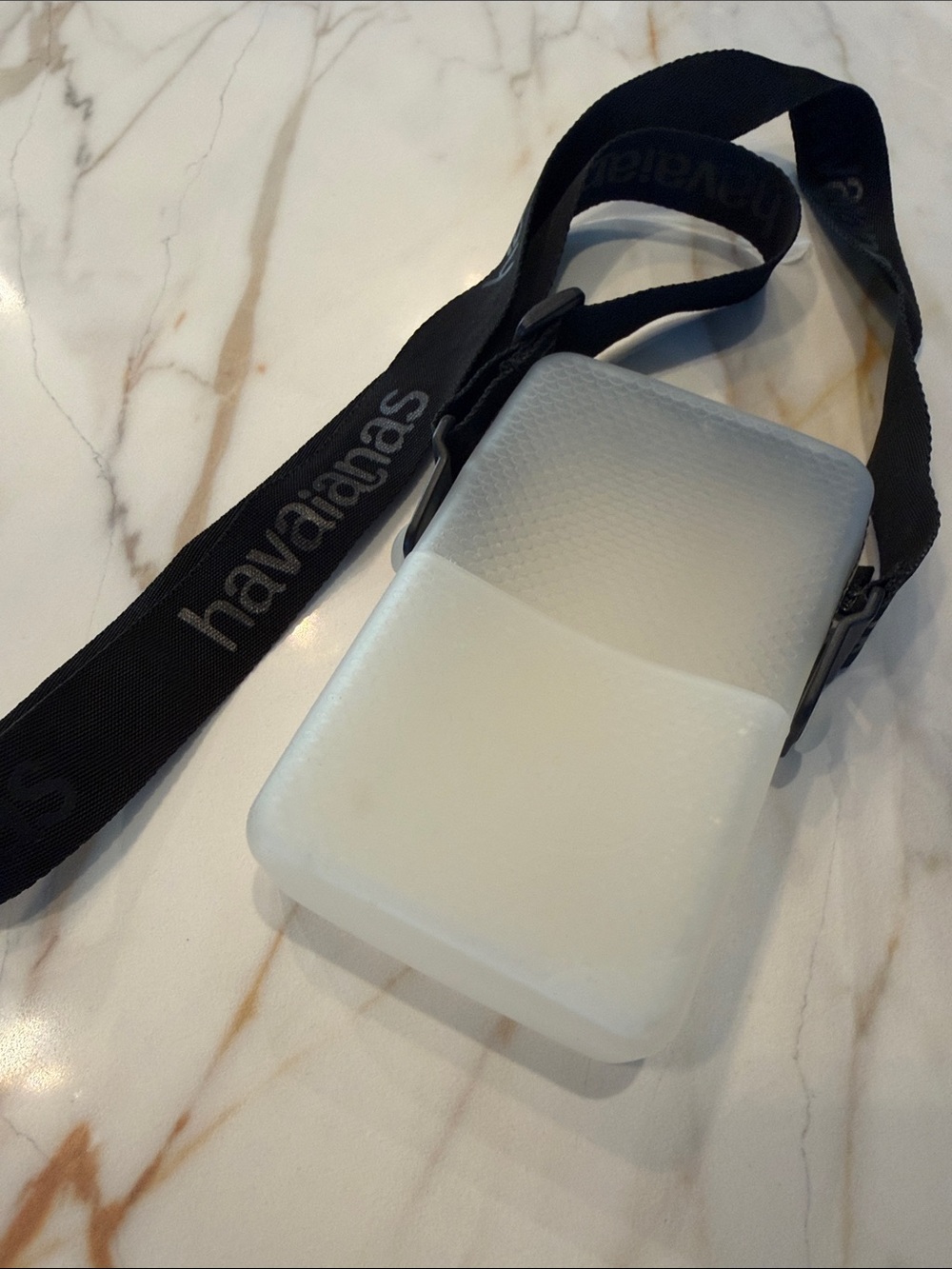 Havaianas White Phone Crossbody Case /Purse with Black Strap (Text Logo)